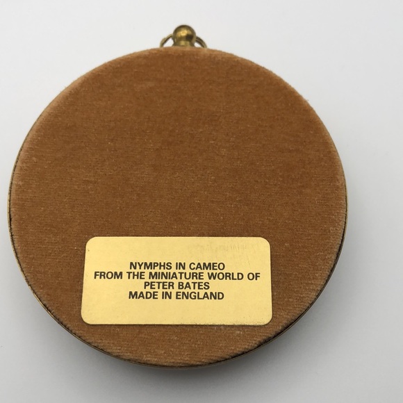 Vintage Peter Bates Framed Cameos Nymphs & Lady in Cameo - Picture 6 of 6